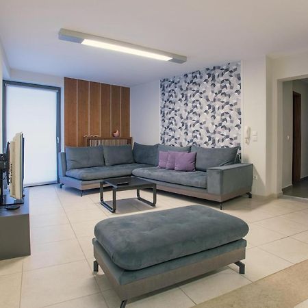 Spacious Fully Equipped 3Bd 2Bath Apt In The Heart Of City With Balconies Ac And Fast Wifi #1 Iráklio Kültér fotó